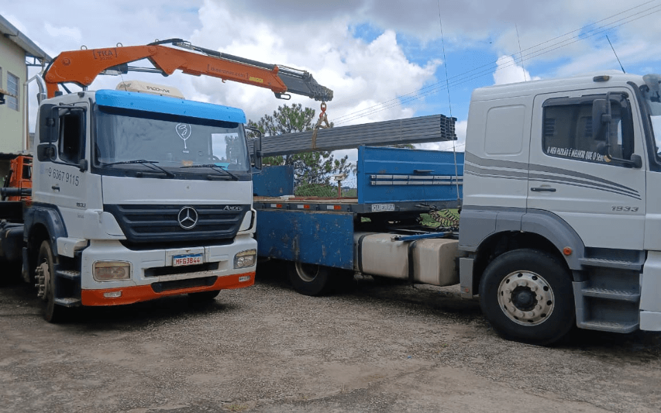 caminhao-munck-com-operador-em-braganca-paulista-14